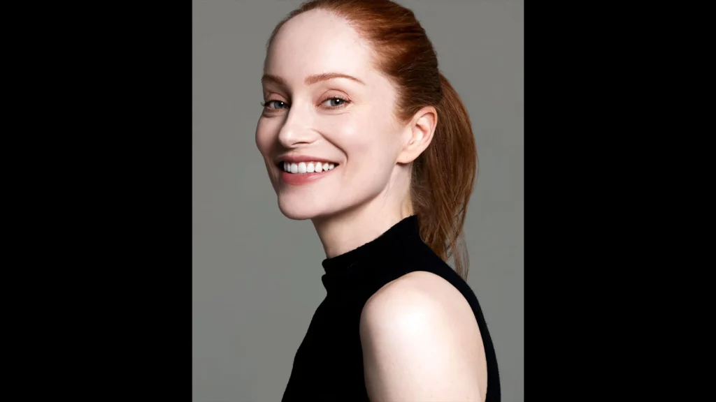 Directive 8020 Lotte Verbeek as Laura Eisele - Voice Actress