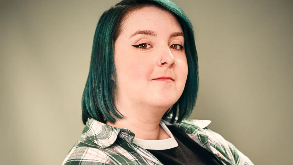 Hannah Hebblethwaite one the POE 2 Casts